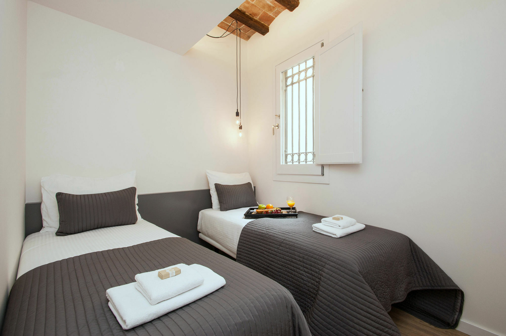 Bcn Town Apartments Portaferrissa Barcelona Exterior photo